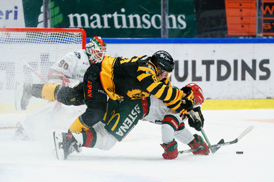 Skellefteås Rickard Hugg och Frölundas Jens Olsson