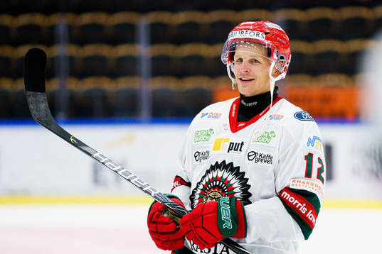 Frölundas Max Friberg jublar