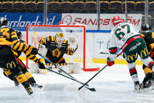 Frölundas Jacob Nilsson gör 0-1