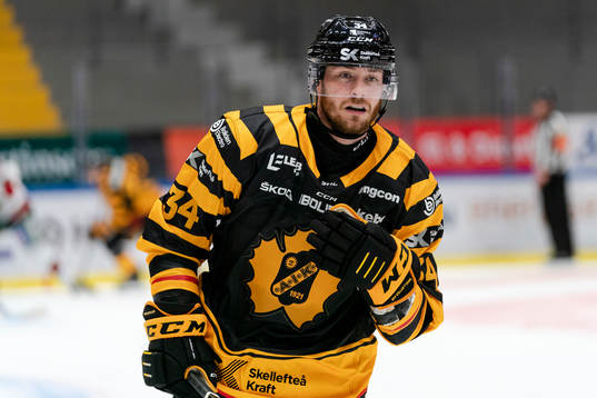 Skellefteås Tom Kühnhackl
