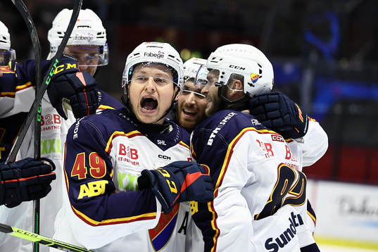 Djurgårdens Rhett Rakhshani jublar