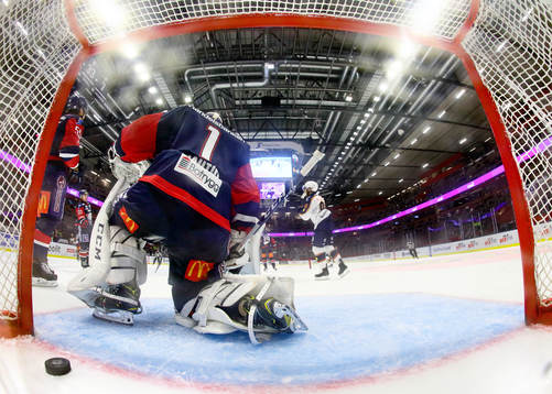 Mål 1-2 förbi Linköpings målvakt David Rautio
