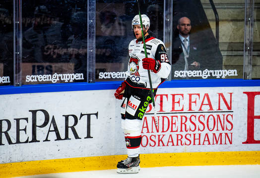 Malmö Redhawks Carl Persson jublar