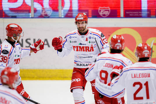 Timrås Albin Lundin jublar