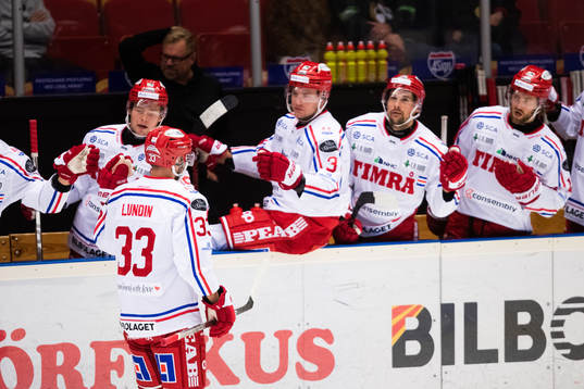 Timrås Albin Lundin jublar