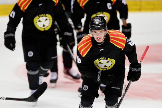 Brynäs Noel Gunler jublar