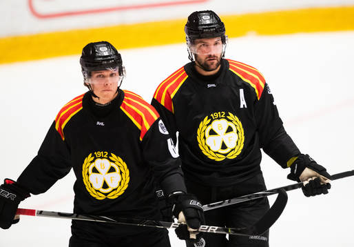 Brynäs Tom Hedberg och Simon Bertilsson