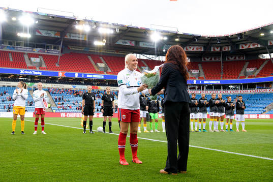 Maria Thorisdottir of Norway receives flowers from Lise