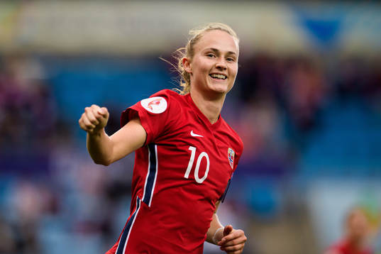 Caroline Graham Hansen of Norway celebrates