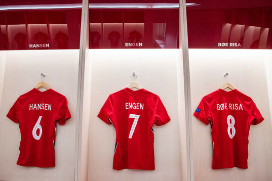 The kits of Tuva Hansen, Ingrid Syrstad Engen and Vilde