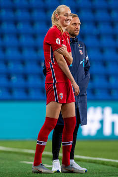 Emilie Bragstad and Martin Sjögren, head coach of Norway
