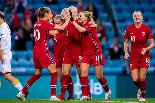 Lisa-Marie Karlseng Utland of Norway celebrates with