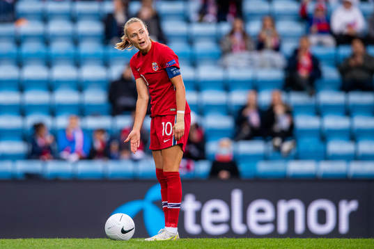 Caroline Graham Hansen of Norway prepares to take a penalty