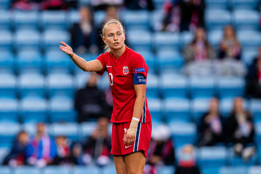 Caroline Graham Hansen of Norway prepares to take a penalty