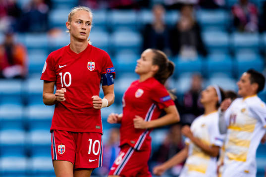 Caroline Graham Hansen of Norway celebrates