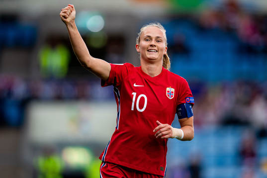 Caroline Graham Hansen of Norway celebrates