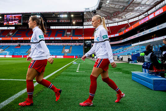 Emilie Bosshard Haavi and Karina Sævik of Norway enter the