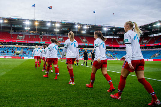 Emilie Bosshard Haavi and Karina Sævik of Norway enter the