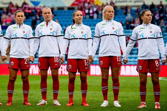 Emilie Bosshard Haavi, Frida Maanum, Guro Reiten, Guro