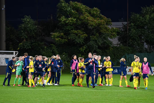 The Swedish team gatehr