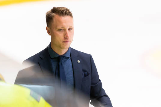 s tränare Joakim Engström