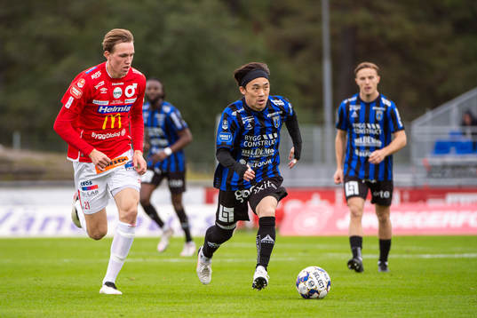 Degerfors Adam Carlén och Sirius Yukiya Sugita