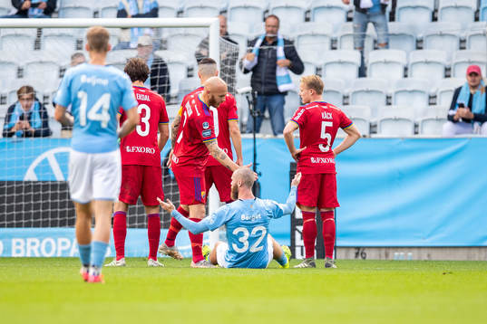 Djurgårdens Magnus Eriksson och Malmö FFs Jo Inge Berget