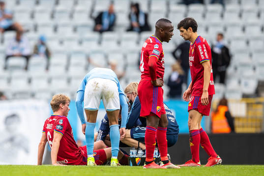 Djurgårdens Rasmus Schüller får vård