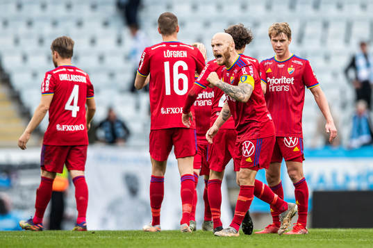 Djurgårdens Magnus Eriksson jublar