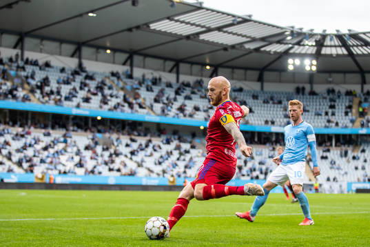 Djurgårdens Magnus Eriksson och Malmö FFs Anders