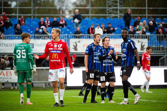 Sirius målvakt Hannes Sveijer, Degerfors Villiam