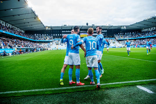 Malmö FFs Antonio Colak jublar med lagkamraterna