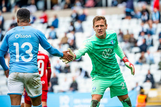 Malmö FFs Martin Olsson och målvakt Johan Dahlin