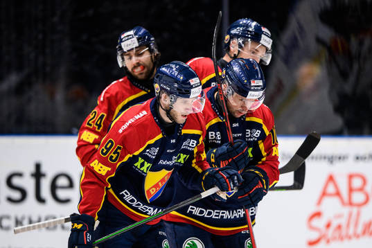 Djurgårdens Josef Ingman och Niclas Bergfors deppar