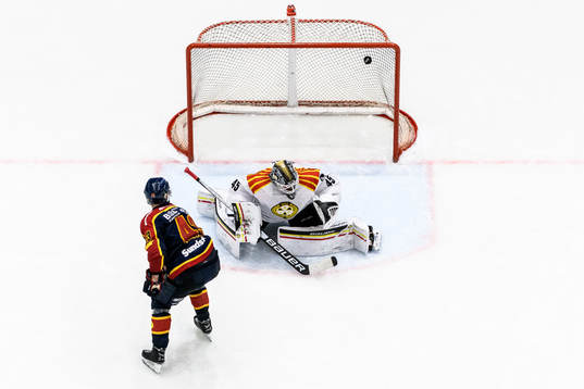 Bläddra bland fler bilder av Ishockey, SHL, Djurgården - Brynäs