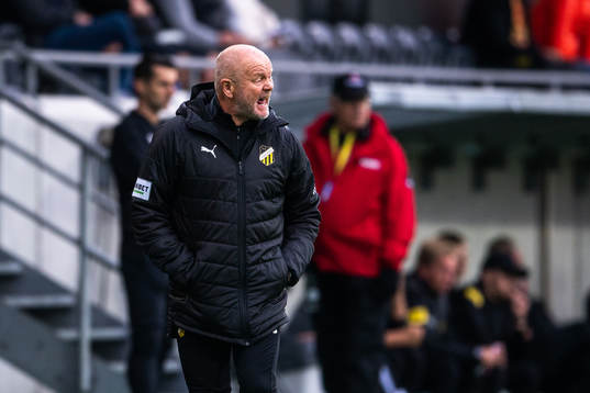 Häckens tränare Per-Mathias Högmo