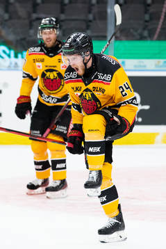 Luleås Brendan Shinnimin jublar