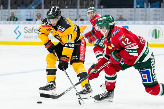 Luleås Isac Brännström och Frölundas Max Friberg