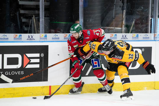 Frölundas Michael Spacek och Luleås Oscar Engsund