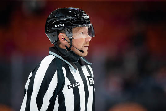 Linjedomare Henrik Pihlblad