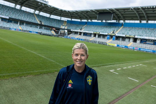 Sveriges Olivia Schough fotograferad i