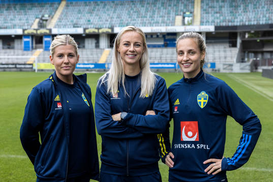 Sveriges Olivia Schough, Amanda Ilestedt och Nathalie