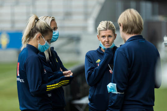 Sveriges Olivia Schough, Amanda Ilestedt och Nathalie