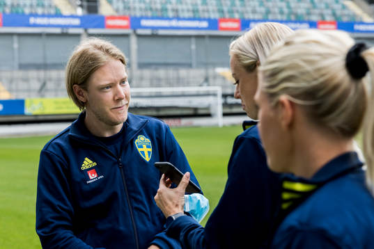 Fredrik Madestam pressansvarig för Damlandslaget i fotboll