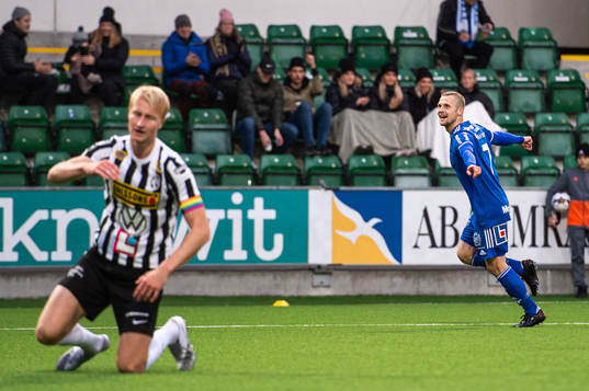 Sundsvalls Erik Andersson jublar