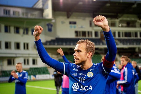 Sundsvalls Pontus Engblom jublar