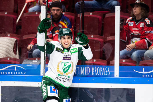 Färjestads Michael Lindqvist jublar