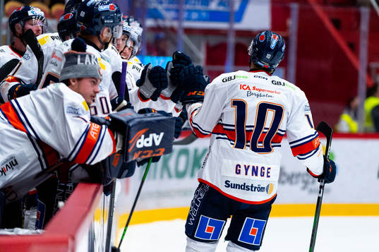 Växjös Richard Gynge jublar