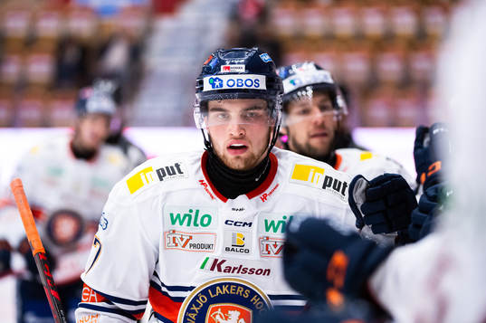 Växjös Glenn Gustafsson jublar