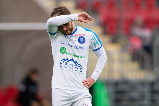 Akropolis Nicklas Lindqvist deppar